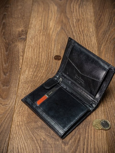 Pionowy, zgrabny portfel męski z dobrej jakości skóry naturalnej RFID - Pierre Cardin Pionowy, zgrabny portfel męski z dobrej jakości skóry naturalnej RFID - Pierre Cardin