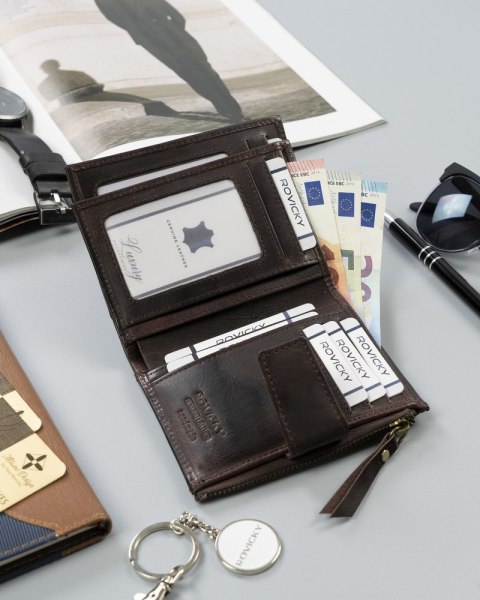 Skórzany portfel męski w stylu retro - Rovicky Skórzany portfel męski w stylu retro - Rovicky