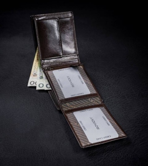 Skórzany portfel męski z systemem RFID - Rovicky Skórzany portfel męski z systemem RFID - Rovicky