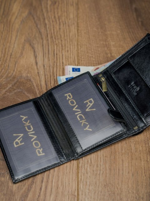 Portfel męski z licowej skóry naturalnej o atrakcyjnym wykończeniu - Rovicky Portfel męski z licowej skóry naturalnej o atrakcyjnym wykończeniu - Rovicky