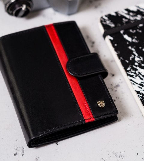 Skórzany portfel męski z zabezpieczeniem RFID Protect — Rovicky Skórzany portfel męski z zabezpieczeniem RFID Protect — Rovicky