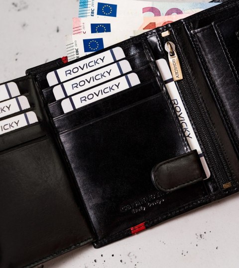 Skórzany portfel męski z zabezpieczeniem RFID Protect — Rovicky Skórzany portfel męski z zabezpieczeniem RFID Protect — Rovicky