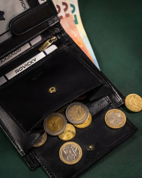 Duży, skórzany portfel męski z systemem RFID - Rovicky Duży, skórzany portfel męski z systemem RFID - Rovicky
