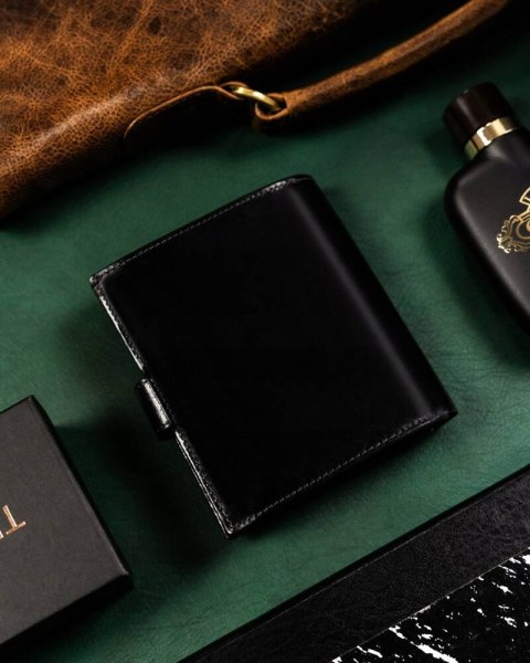 Skórzany, duży portfel męski z systemem RFID - Rovicky Skórzany, duży portfel męski z systemem RFID - Rovicky