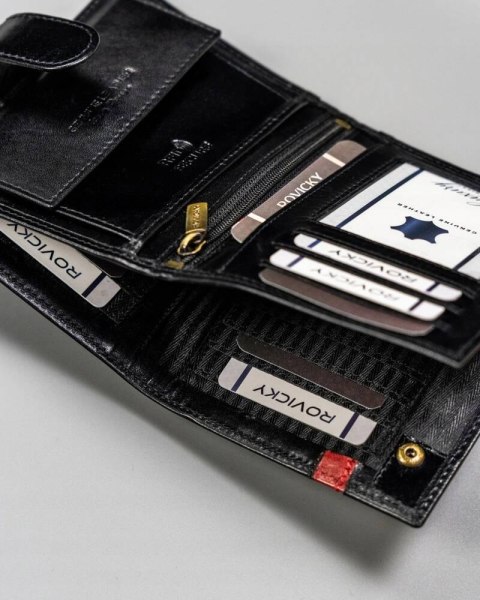 Duży, skórzany portfel męski z systemem RFID zapinany na zatrzask - Rovicky Duży, skórzany portfel męski z systemem RFID zapinany na zatrzask - Rovicky