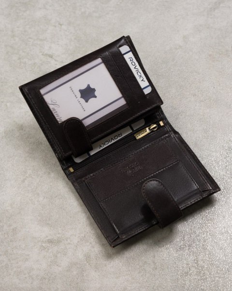 Skórzany portfel męski na karty z systemem RFID Protect - Rovicky Skórzany portfel męski na karty z systemem RFID Protect - Rovicky