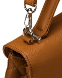 Karmelowa torebka damska crossbody ze srebrnymi okuciami - David Jones