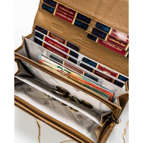 Elegancki portfel damski w kolorze złota z lakierowanej skóry - Peterson Elegancki portfel damski w kolorze złota z lakierowanej skóry - Peterson