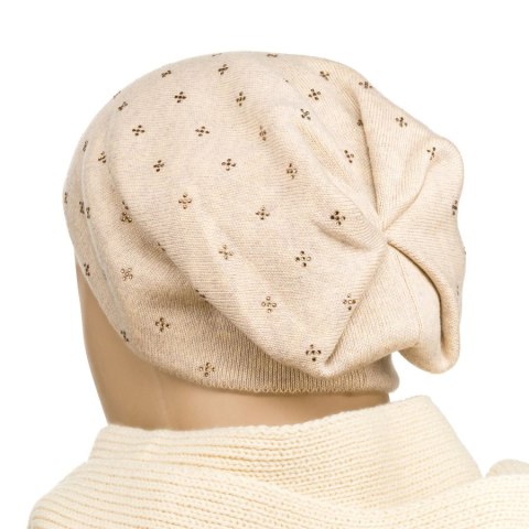 Elegancka czapka slouchy z kryształkami beżowa - Peterson Elegancka czapka slouchy z kryształkami beżowa - Peterson
