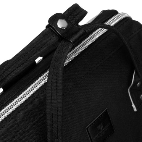 Praktyczny plecak miejski z kieszonkami i portem USB - Peterson Praktyczny plecak miejski z kieszonkami i portem USB - Peterson