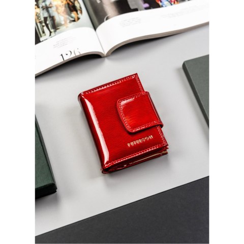 Elegancki portfel damski z RFID z lakierowanej skóry - Peterson Elegancki portfel damski z RFID z lakierowanej skóry - Peterson