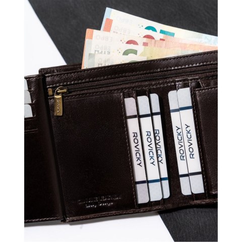 Portfel męski na dokumenty z RFID w brązowym kolorze - Rovicky Portfel męski na dokumenty z RFID w brązowym kolorze - Rovicky
