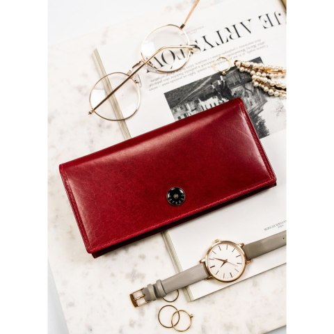 Elegancki, skórzany portfel damski w czerwonym kolorze zamykany na zatrzask - Peterson Elegancki, skórzany portfel damski w czerwonym kolorze zamykany na zatrzask - Peterson