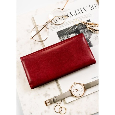 Elegancki, skórzany portfel damski w czerwonym kolorze zamykany na zatrzask - Peterson Elegancki, skórzany portfel damski w czerwonym kolorze zamykany na zatrzask - Peterson