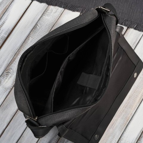 Torba męska na ramię na laptopa ze skóry naturalnej i canvasu czarna Paolo Peruzzi AY-02-BL Torba męska na ramię na laptopa ze skóry naturalnej i canvasu czarna Paolo Peruzzi AY-02-BL
