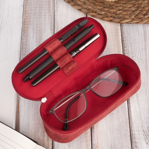 Skórzane etui na okulary piórnik czerwony vintage Paolo Peruzzi T-82-HR Skórzane etui na okulary piórnik czerwony vintage Paolo Peruzzi T-82-HR