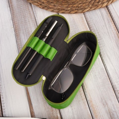 Skórzane etui na okulary piórnik zielony vintage Paolo Peruzzi T-82-GR Skórzane etui na okulary piórnik zielony vintage Paolo Peruzzi T-82-GR