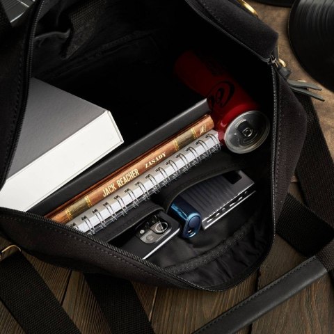 Torba na laptopa z uchwytem na walizkę Paolo Peruzzi T-31-BL Torba na laptopa z uchwytem na walizkę Paolo Peruzzi T-31-BL