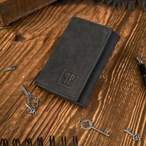 Skórzane etui na klucze vintage Paolo Peruzzi T-49-BL Skórzane etui na klucze vintage Paolo Peruzzi T-49-BL