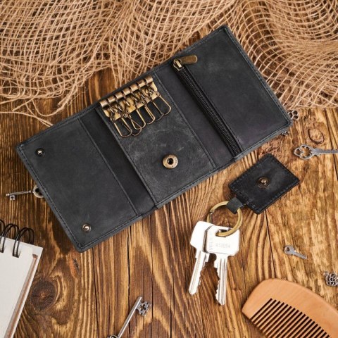 Skórzane etui na klucze vintage Paolo Peruzzi T-49-BL Skórzane etui na klucze vintage Paolo Peruzzi T-49-BL