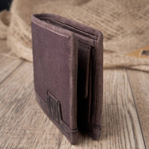 Portfel męski skórzany z ochroną RFID Paolo Peruzzi T-02-BR Portfel męski skórzany z ochroną RFID Paolo Peruzzi T-02-BR