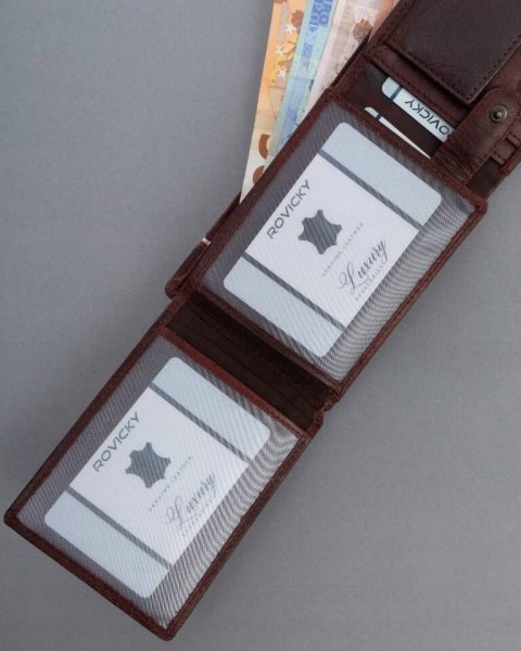 Duży, patriotyczny portfel męski z systemem RFID Duży, patriotyczny portfel męski z systemem RFID