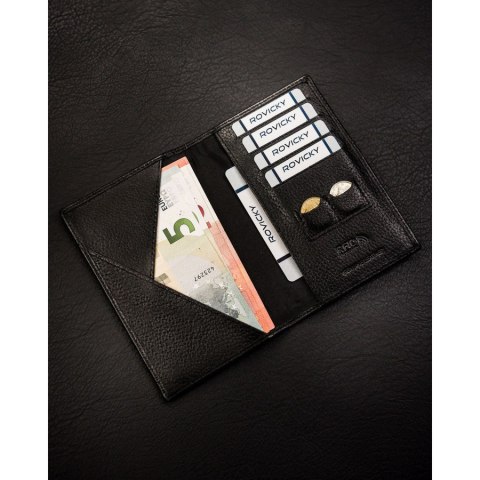 Czarne etui na karty i paszport bez zapięcia zewnętrznego wykonane ze skóry naturalnej - 4U Cavaldi Czarne etui na karty i paszport bez zapięcia zewnętrznego wykonane ze skóry naturalnej - 4U Cavaldi
