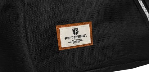 Pojemny plecak sportowy z portem ładującym - Peterson Pojemny plecak sportowy z portem ładującym - Peterson