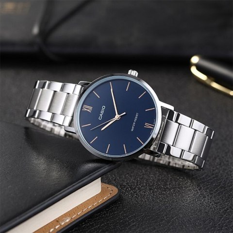 ZEGAREK MĘSKI CASIO MTP-VT01D-2B (zd165n) + BOX ZEGAREK MĘSKI CASIO MTP-VT01D-2B (zd165n) + BOX