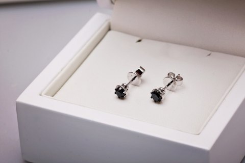 Złote kolczyki KBD1594B - Diament Złote kolczyki KBD1594B - Diament